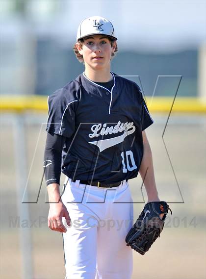 Thumbnail 2 in Lindsay vs. Pottsboro (Blue Ridge Tournament) photogallery.