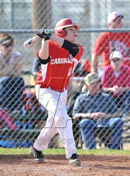 Thumbnail 1 in Lindsay vs. Pottsboro (Blue Ridge Tournament) photogallery.