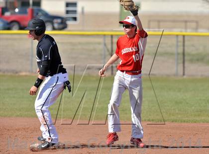 Thumbnail 1 in Lindsay vs. Pottsboro (Blue Ridge Tournament) photogallery.