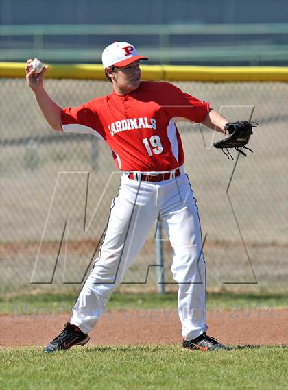 Thumbnail 3 in Lindsay vs. Pottsboro (Blue Ridge Tournament) photogallery.