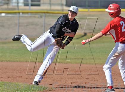 Thumbnail 2 in Lindsay vs. Pottsboro (Blue Ridge Tournament) photogallery.