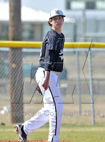 Thumbnail 3 in Lindsay vs. Pottsboro (Blue Ridge Tournament) photogallery.