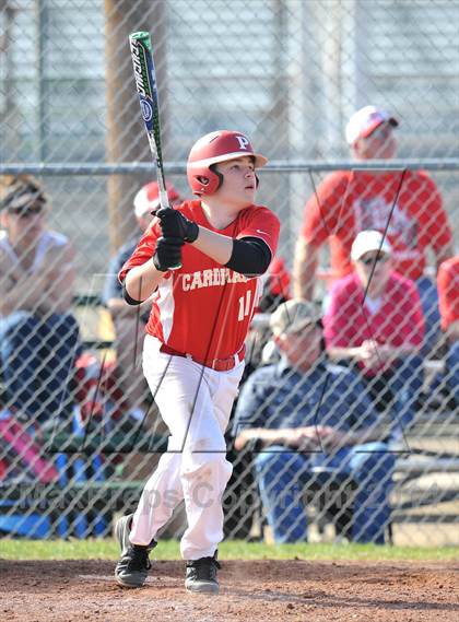 Thumbnail 2 in Lindsay vs. Pottsboro (Blue Ridge Tournament) photogallery.