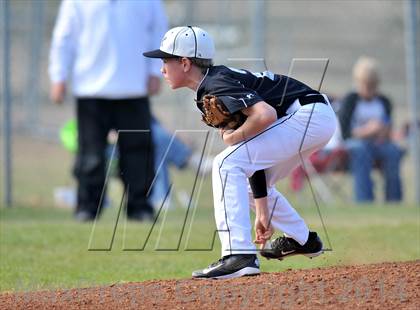 Thumbnail 3 in Lindsay vs. Pottsboro (Blue Ridge Tournament) photogallery.