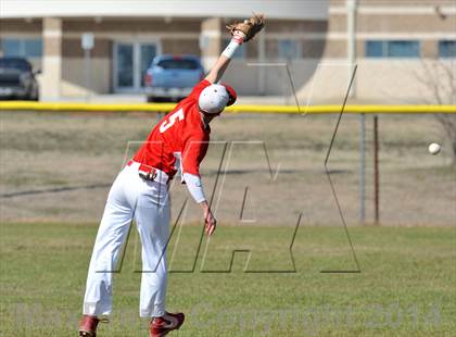 Thumbnail 1 in Lindsay vs. Pottsboro (Blue Ridge Tournament) photogallery.