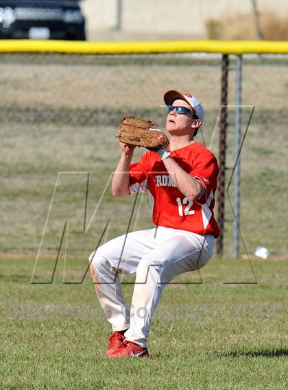 Thumbnail 3 in Lindsay vs. Pottsboro (Blue Ridge Tournament) photogallery.