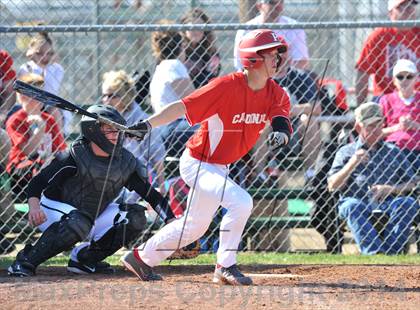Thumbnail 2 in Lindsay vs. Pottsboro (Blue Ridge Tournament) photogallery.