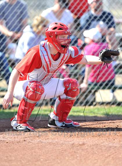 Thumbnail 2 in Lindsay vs. Pottsboro (Blue Ridge Tournament) photogallery.