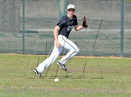 Thumbnail 1 in Lindsay vs. Pottsboro (Blue Ridge Tournament) photogallery.