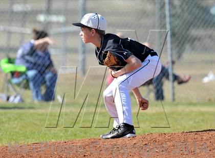 Thumbnail 3 in Lindsay vs. Pottsboro (Blue Ridge Tournament) photogallery.