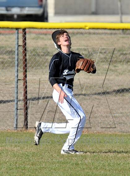Thumbnail 3 in Lindsay vs. Pottsboro (Blue Ridge Tournament) photogallery.
