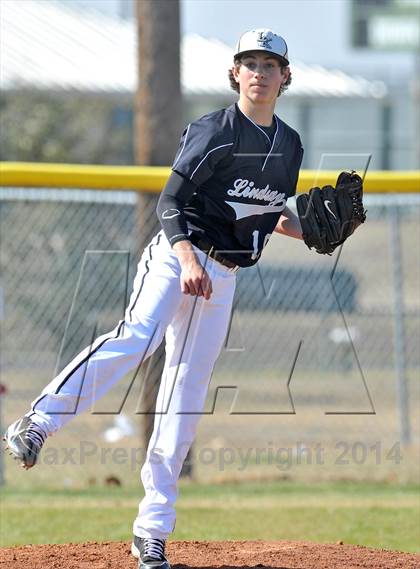 Thumbnail 1 in Lindsay vs. Pottsboro (Blue Ridge Tournament) photogallery.