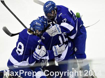 Thumbnail 2 in Darien vs. Notre Dame, Fairfield (CIAC DI Semifinal) photogallery.