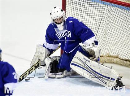 Thumbnail 2 in Darien vs. Notre Dame, Fairfield (CIAC DI Semifinal) photogallery.