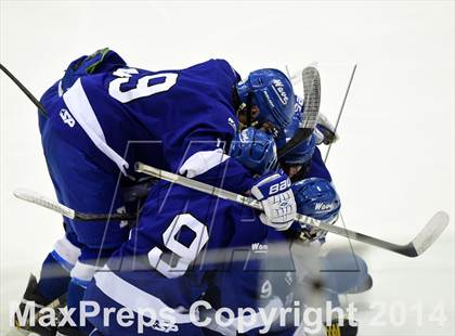 Thumbnail 1 in Darien vs. Notre Dame, Fairfield (CIAC DI Semifinal) photogallery.