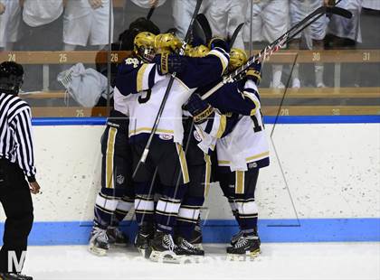 Thumbnail 2 in Darien vs. Notre Dame, Fairfield (CIAC DI Semifinal) photogallery.