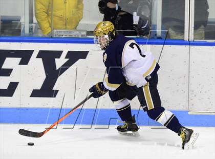 Thumbnail 2 in Darien vs. Notre Dame, Fairfield (CIAC DI Semifinal) photogallery.