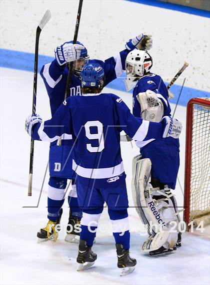 Thumbnail 2 in Darien vs. Notre Dame, Fairfield (CIAC DI Semifinal) photogallery.