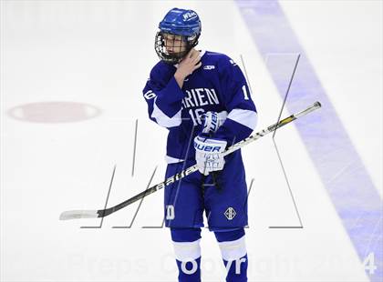 Thumbnail 3 in Darien vs. Notre Dame, Fairfield (CIAC DI Semifinal) photogallery.