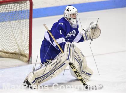 Thumbnail 3 in Darien vs. Notre Dame, Fairfield (CIAC DI Semifinal) photogallery.