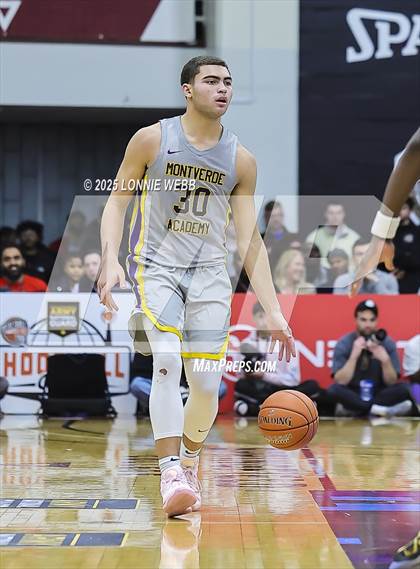 Thumbnail 2 in Montverde Academy vs. Utah Prep (Army National Guard Hoophall Classic) photogallery.