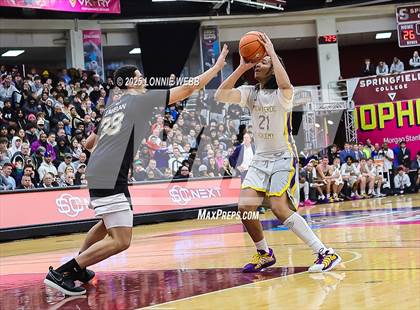 Thumbnail 2 in Montverde Academy vs. Utah Prep (Army National Guard Hoophall Classic) photogallery.