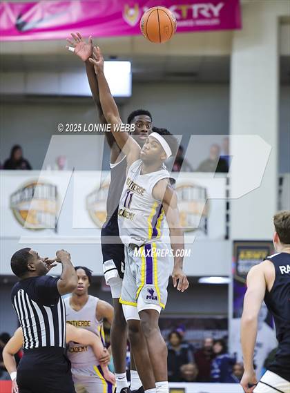 Thumbnail 1 in Montverde Academy vs. Utah Prep (Army National Guard Hoophall Classic) photogallery.