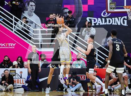 Thumbnail 1 in Montverde Academy vs. Utah Prep (Army National Guard Hoophall Classic) photogallery.