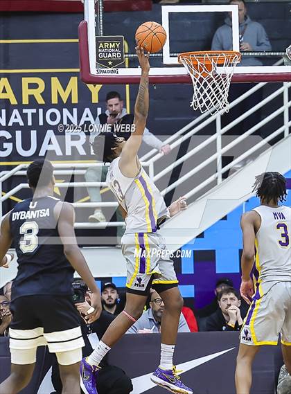 Thumbnail 2 in Montverde Academy vs. Utah Prep (Army National Guard Hoophall Classic) photogallery.