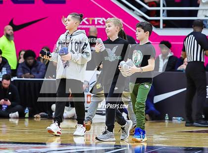 Thumbnail 2 in Montverde Academy vs. Utah Prep (Army National Guard Hoophall Classic) photogallery.