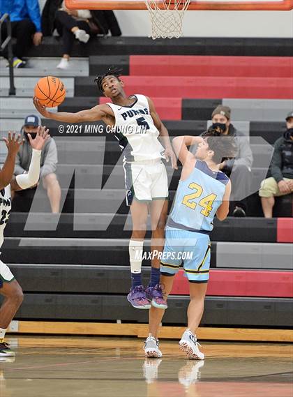 Thumbnail 2 in Chaparral vs. Marina (Tustin Holiday Classic) photogallery.