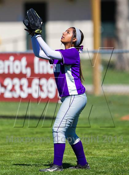 Thumbnail 3 in Sweeny vs. Angleton (1st Capitol Classic) photogallery.