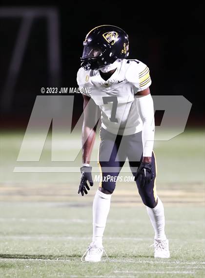 Thumbnail 2 in Bishop O'Dowd @ Moreau Catholic photogallery.