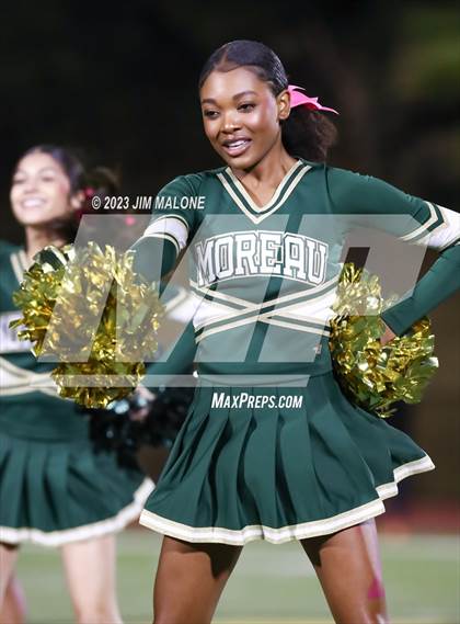 Thumbnail 3 in Bishop O'Dowd @ Moreau Catholic photogallery.