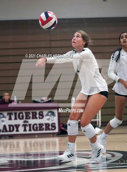 Thumbnail 2 in Brenham @ A&M Consolidated (A Teams) photogallery.