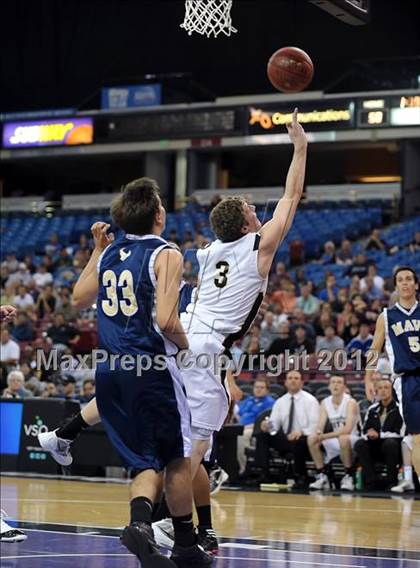 Thumbnail 1 in La Costa Canyon vs. Archbishop Mitty (CIF State D2 Final) photogallery.