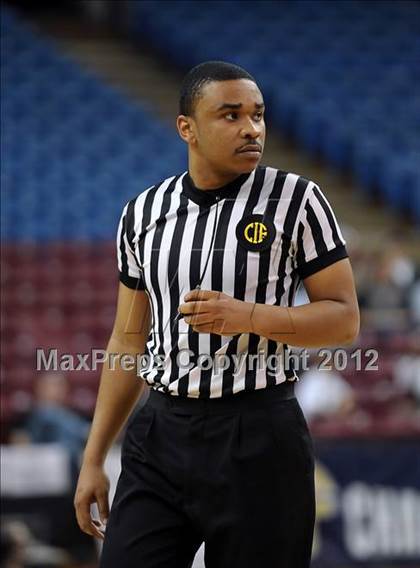 Thumbnail 3 in La Costa Canyon vs. Archbishop Mitty (CIF State D2 Final) photogallery.