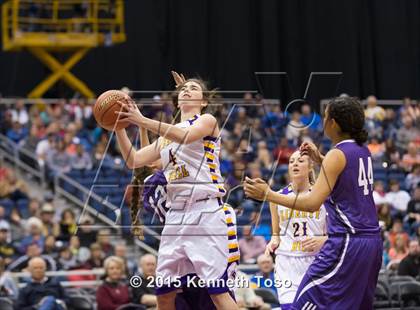 Thumbnail 3 in Abilene Wylie vs. Liberty Hill (UIL 4A Semifinal) photogallery.