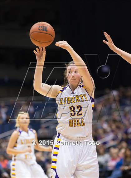 Thumbnail 2 in Abilene Wylie vs. Liberty Hill (UIL 4A Semifinal) photogallery.