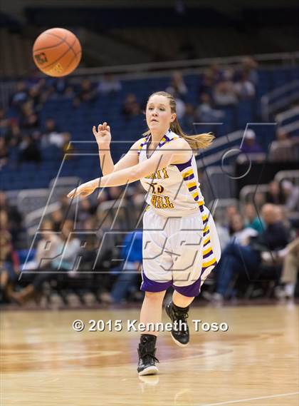 Thumbnail 2 in Abilene Wylie vs. Liberty Hill (UIL 4A Semifinal) photogallery.