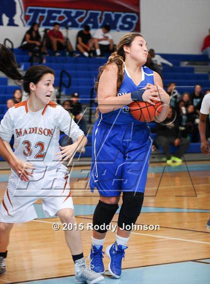 Thumbnail 3 in Madison vs. Cypress Creek (McDonald's Texas Invitational) photogallery.