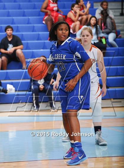 Thumbnail 2 in Madison vs. Cypress Creek (McDonald's Texas Invitational) photogallery.