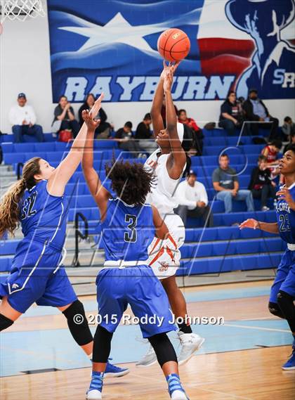 Thumbnail 3 in Madison vs. Cypress Creek (McDonald's Texas Invitational) photogallery.