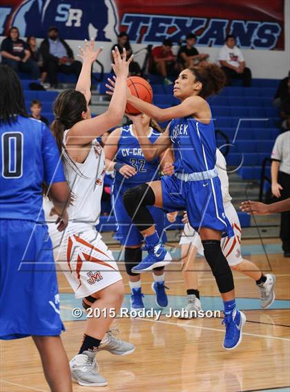 Thumbnail 3 in Madison vs. Cypress Creek (McDonald's Texas Invitational) photogallery.