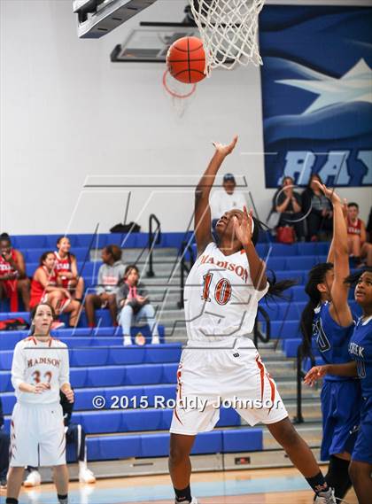 Thumbnail 3 in Madison vs. Cypress Creek (McDonald's Texas Invitational) photogallery.