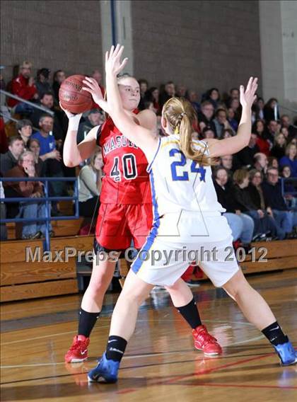 Thumbnail 2 in Masuk @ Bacon Academy (CIAC Class L 2nd Round) photogallery.