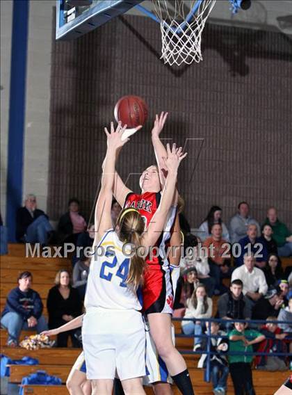 Thumbnail 2 in Masuk @ Bacon Academy (CIAC Class L 2nd Round) photogallery.