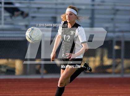 Thumbnail 2 in Highland vs. Mesquite (Coyote Classic Tournament) photogallery.