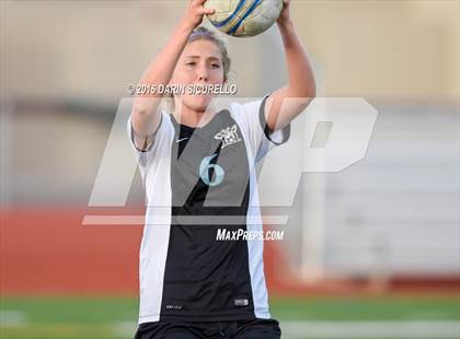 Thumbnail 3 in Highland vs. Mesquite (Coyote Classic Tournament) photogallery.