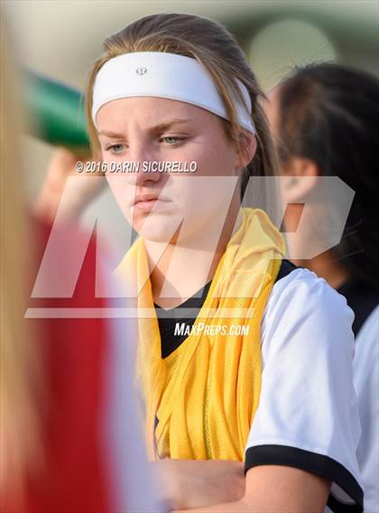 Thumbnail 2 in Highland vs. Mesquite (Coyote Classic Tournament) photogallery.